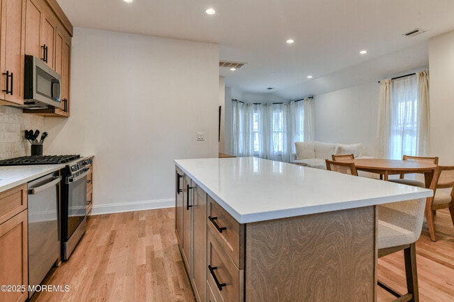 Building Photo - 22 Atlantic Ave