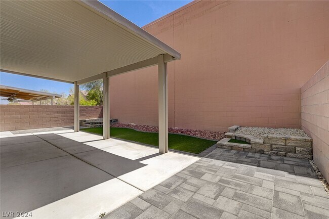 Building Photo - 6551 Foley Estate Ave