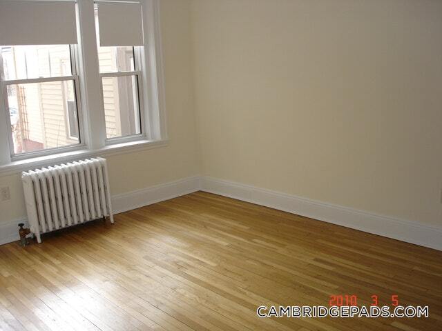 Building Photo - 18 Chauncy St