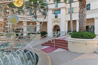 Building Photo - 610 Clematis St