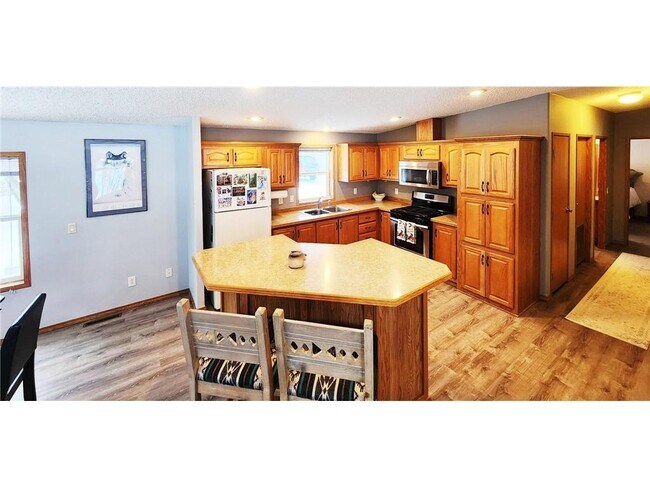 Building Photo - 20361 Rolling Acres Dr