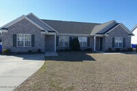 Building Photo - 2517 Saddleback Dr
