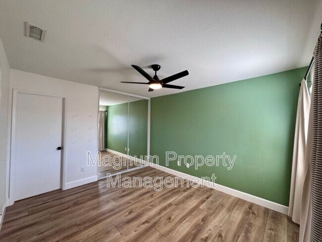 Building Photo - 41701 Riesling Ct