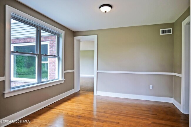 Building Photo - 1220 Ferry Rd