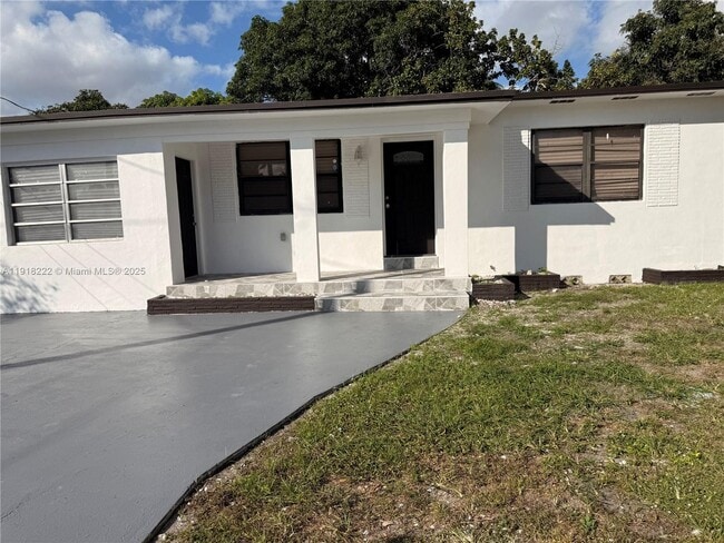 Building Photo - 2823 NW 97th St