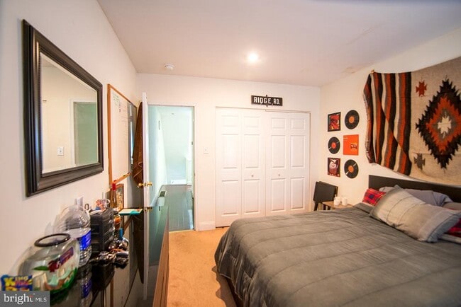 Building Photo - 775 S 20th St