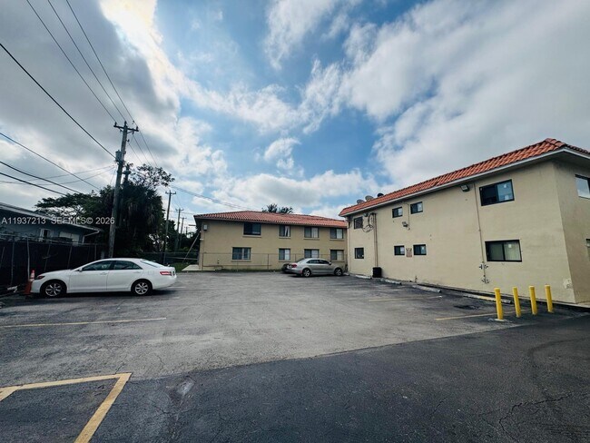 Building Photo - 201 NW 47th Ave