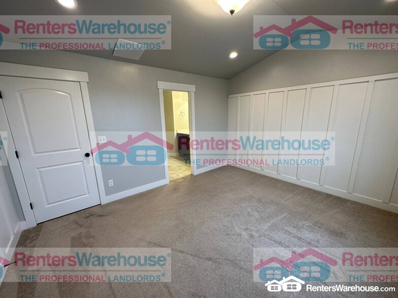 Building Photo - 1721 W Newcastle Ln
