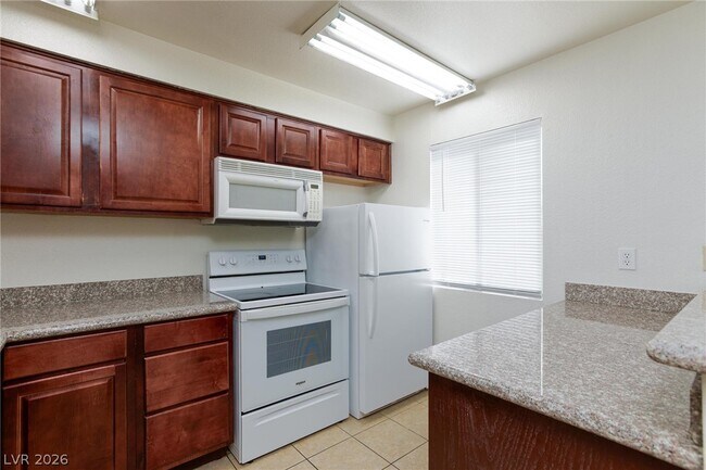 Building Photo - 5240 Indian River Dr
