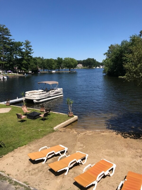 Building Photo - 243 Shore Dr