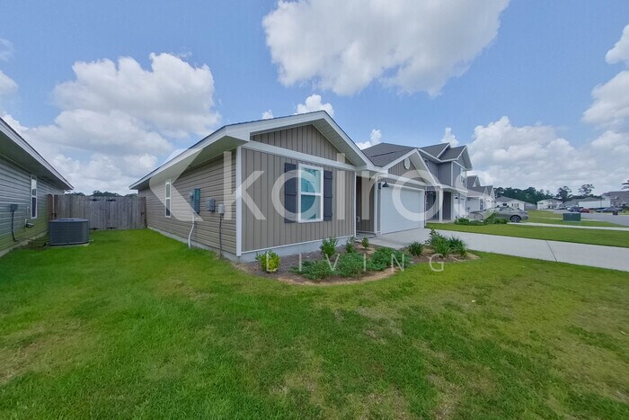 Building Photo - 416 Monarch Ln
