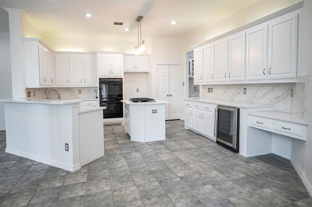 Building Photo - 6324 Park Meadow Ln