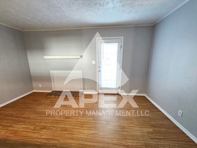 Building Photo - 9116 Cedarpark Ln NW