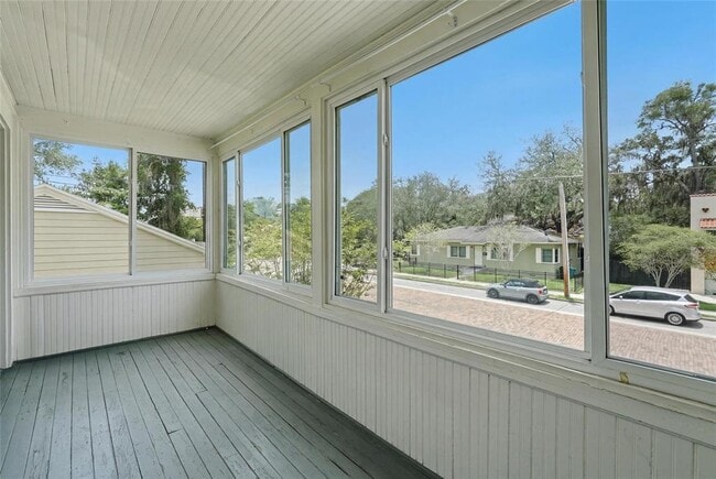 Building Photo - 807 N Thornton Ave