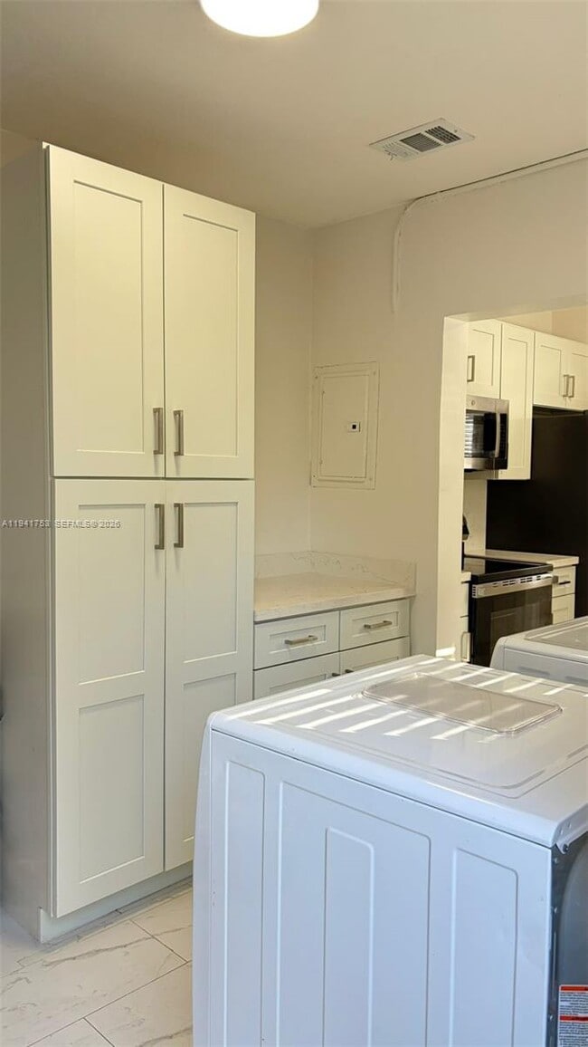 Building Photo - 644 NW 146th St