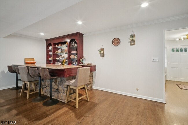 Building Photo - 5 Trombley Dr