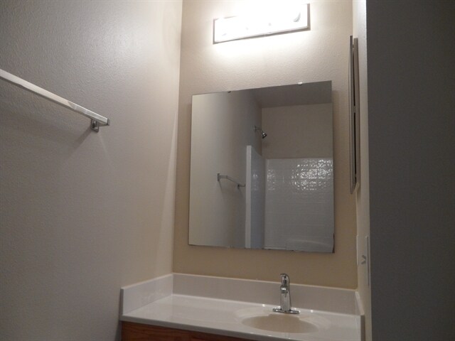 Building Photo - 31810 Parkdale Dr