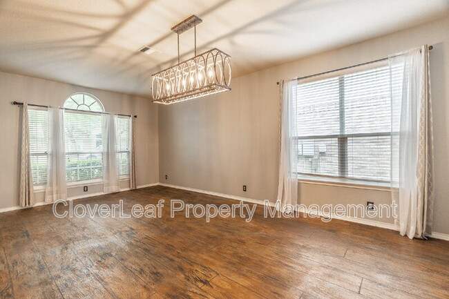 Building Photo - 409 Loch Lomond Dr