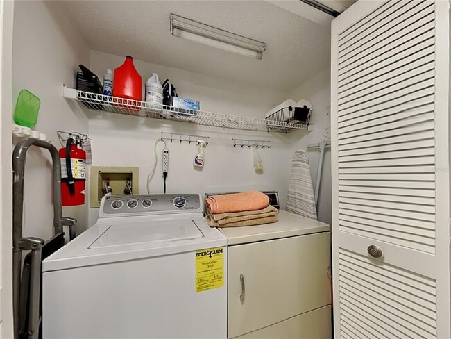 Building Photo - 6501 Stone River Rd