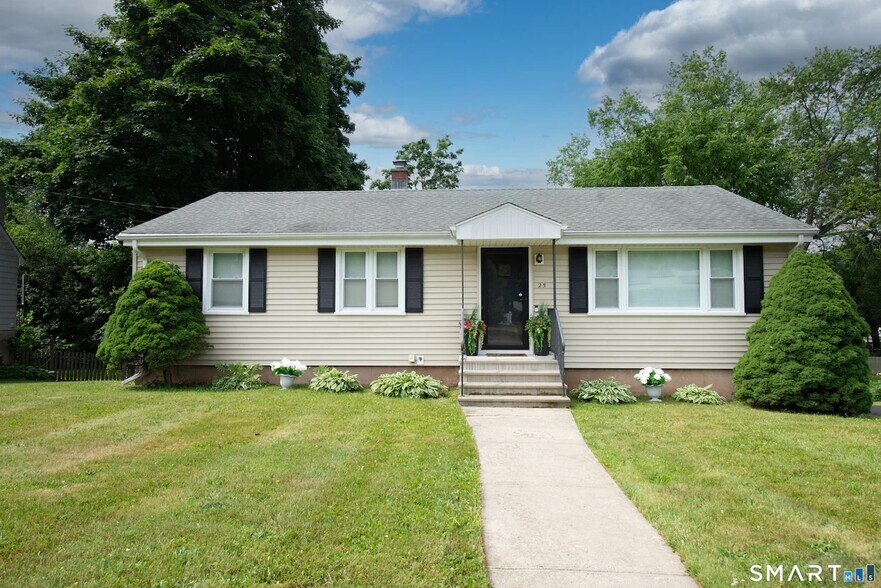 Building Photo - 25 Harrison Dr