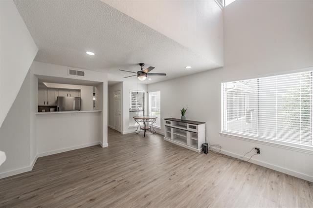 Building Photo - 3101 Sondra Dr