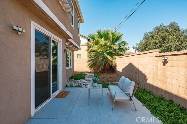 Building Photo - 1406 Girona Dr