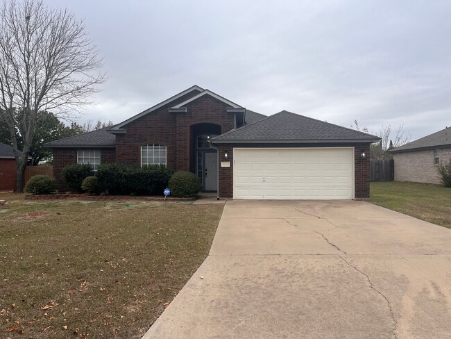 Building Photo - NEW IN MANAGEMENT - AVAILABLE NOW