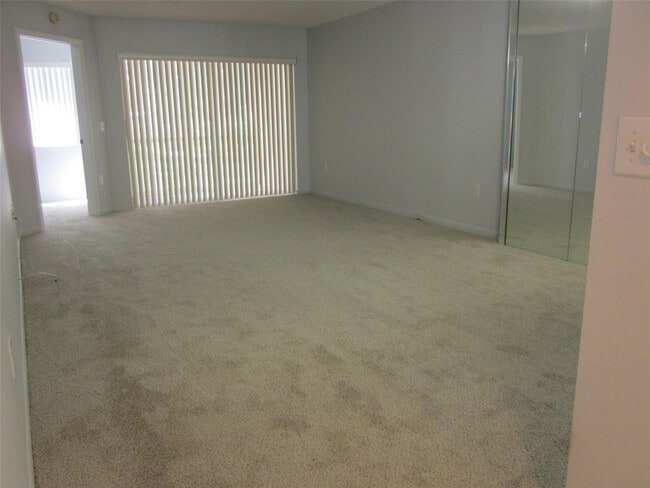 Building Photo - 7719 Trent Dr