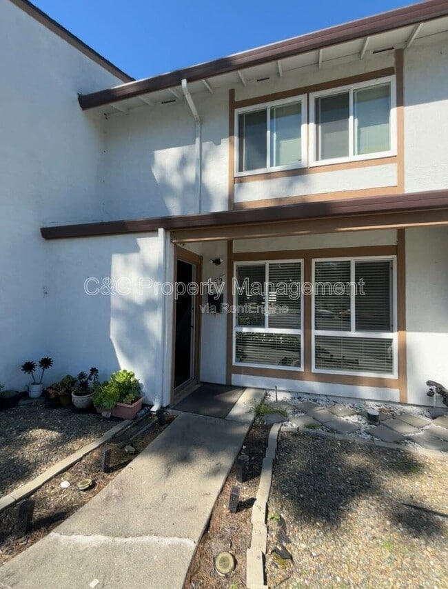 Building Photo - 1252 Marionola Way