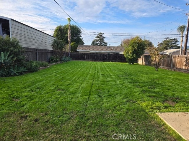 Building Photo - 1135 S Meeker Ave