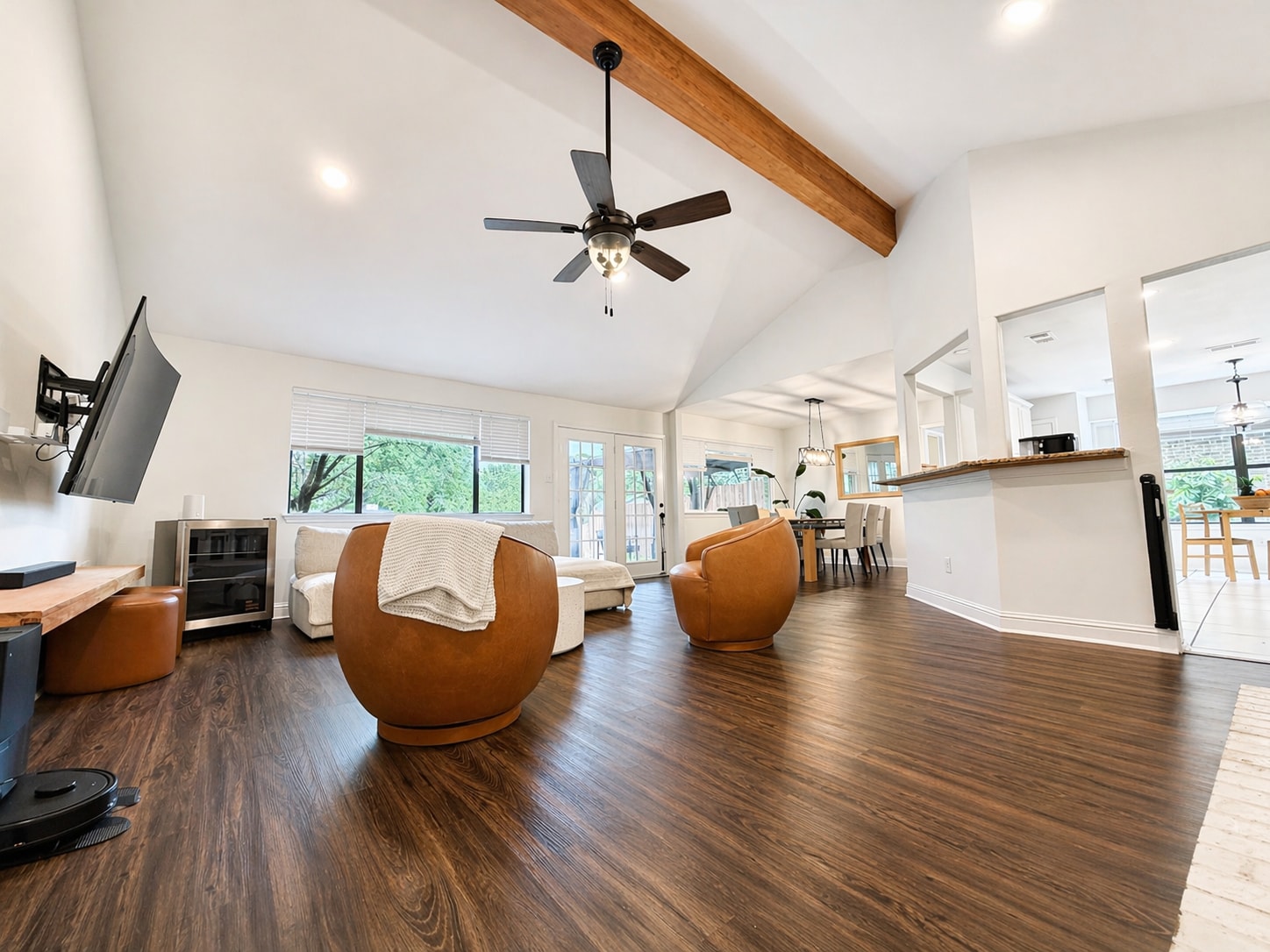 Building Photo - 3840 Horizon Dr