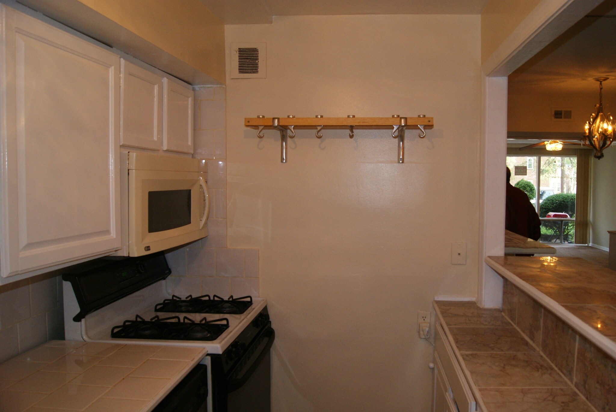 Building Photo - 7514 Spring Lake Dr