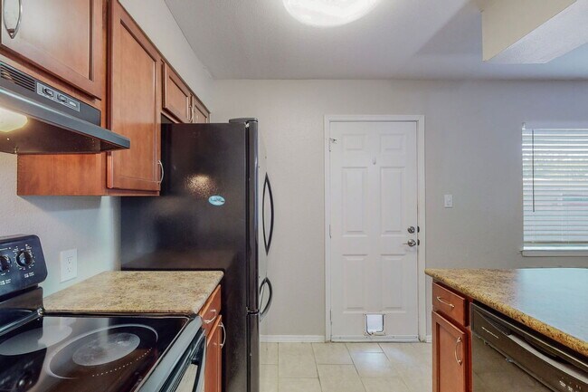 Building Photo - 4200 Montgomery Blvd NE