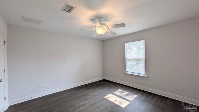 Building Photo - 313 N Navy Blvd