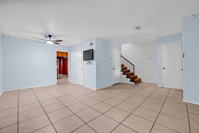 Building Photo - 3532 Spring Hill Ave