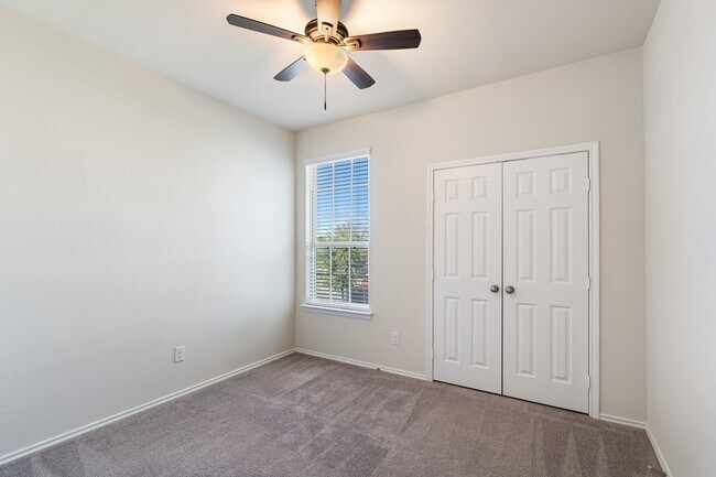 Building Photo - 3235 Longleaf Meadows Dr