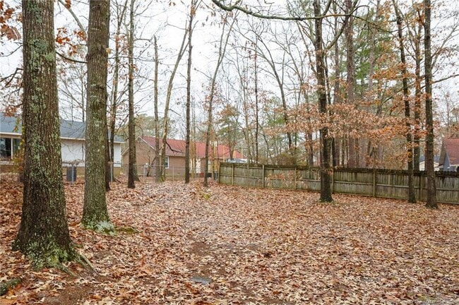 Building Photo - 7128 Old Castle Dr