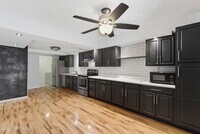 Building Photo - 7188 Cypress Cove Rd