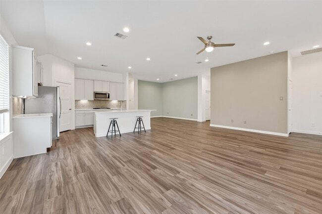 Building Photo - 13304 Big Sky Ct