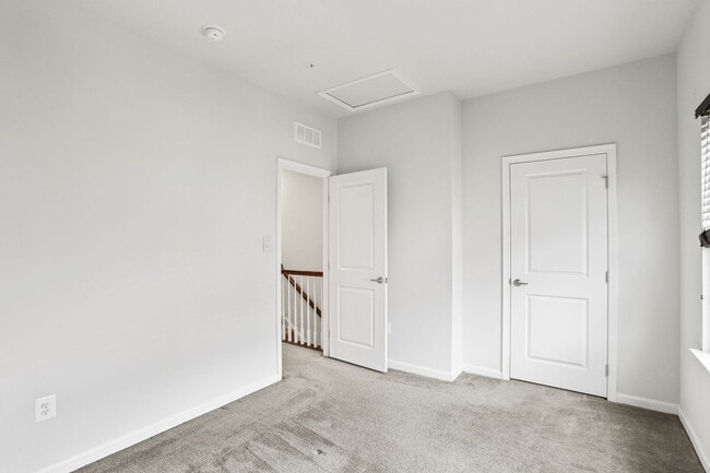 Building Photo - Hanover, MD