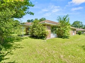 Building Photo - 510 Curtis St