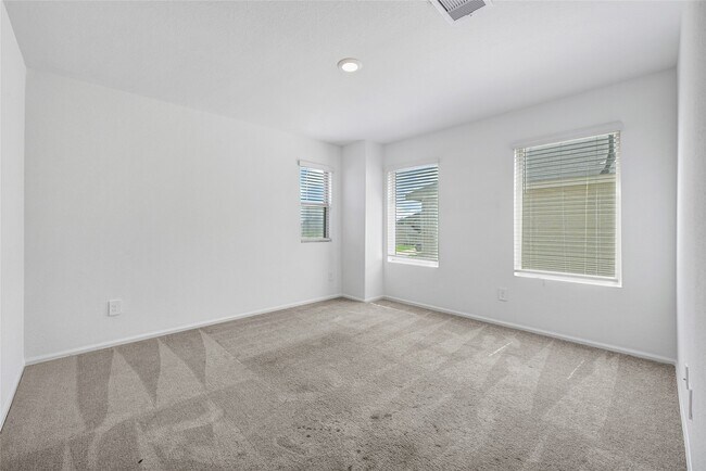 Building Photo - 24027 Wandering Brk Dr