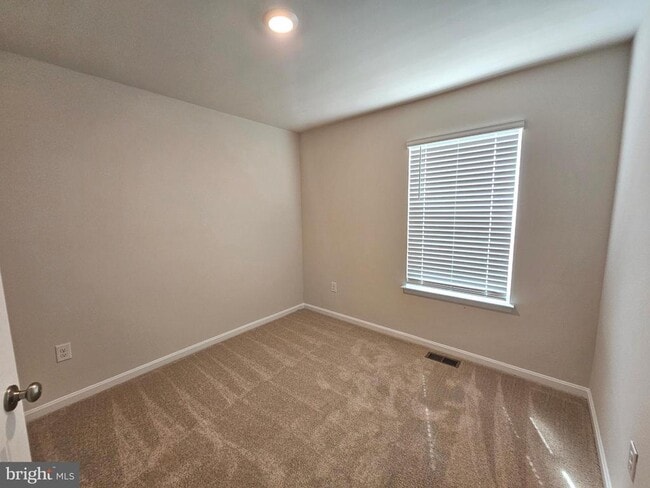 Building Photo - 10943 Farmerfield St
