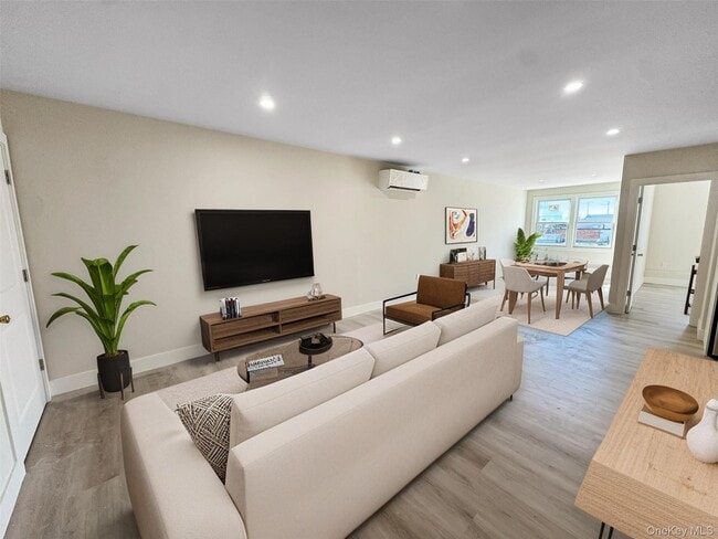 Primary Photo - 110 Jericho Tpke