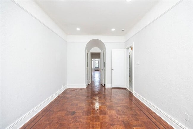 Building Photo - 414 Miller Ave