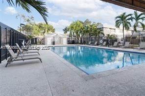 Building Photo - 12152 SW 49th Ct