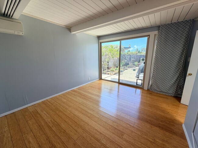 Building Photo - San Mateo 4Bed/2Ba Eichler Home with Putting Green, Vegetable Garden & Designer Finishes