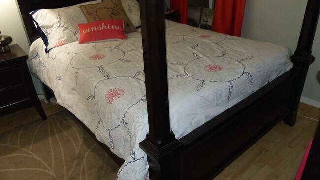 Building Photo - 2351 NW 33rd St