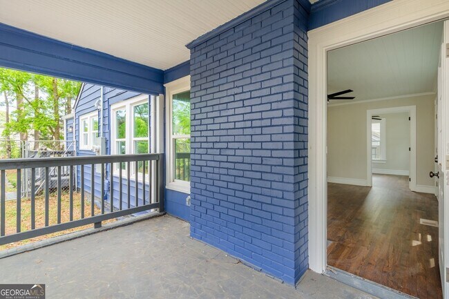 Building Photo - 1238 Trenton St SE