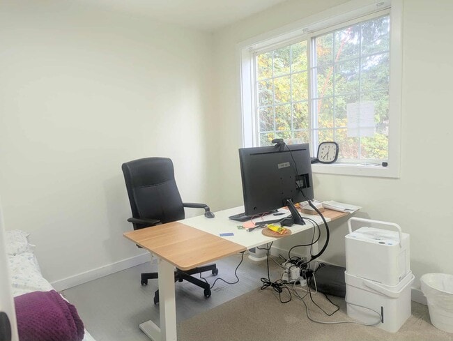 Building Photo - 16302 SE 132nd St